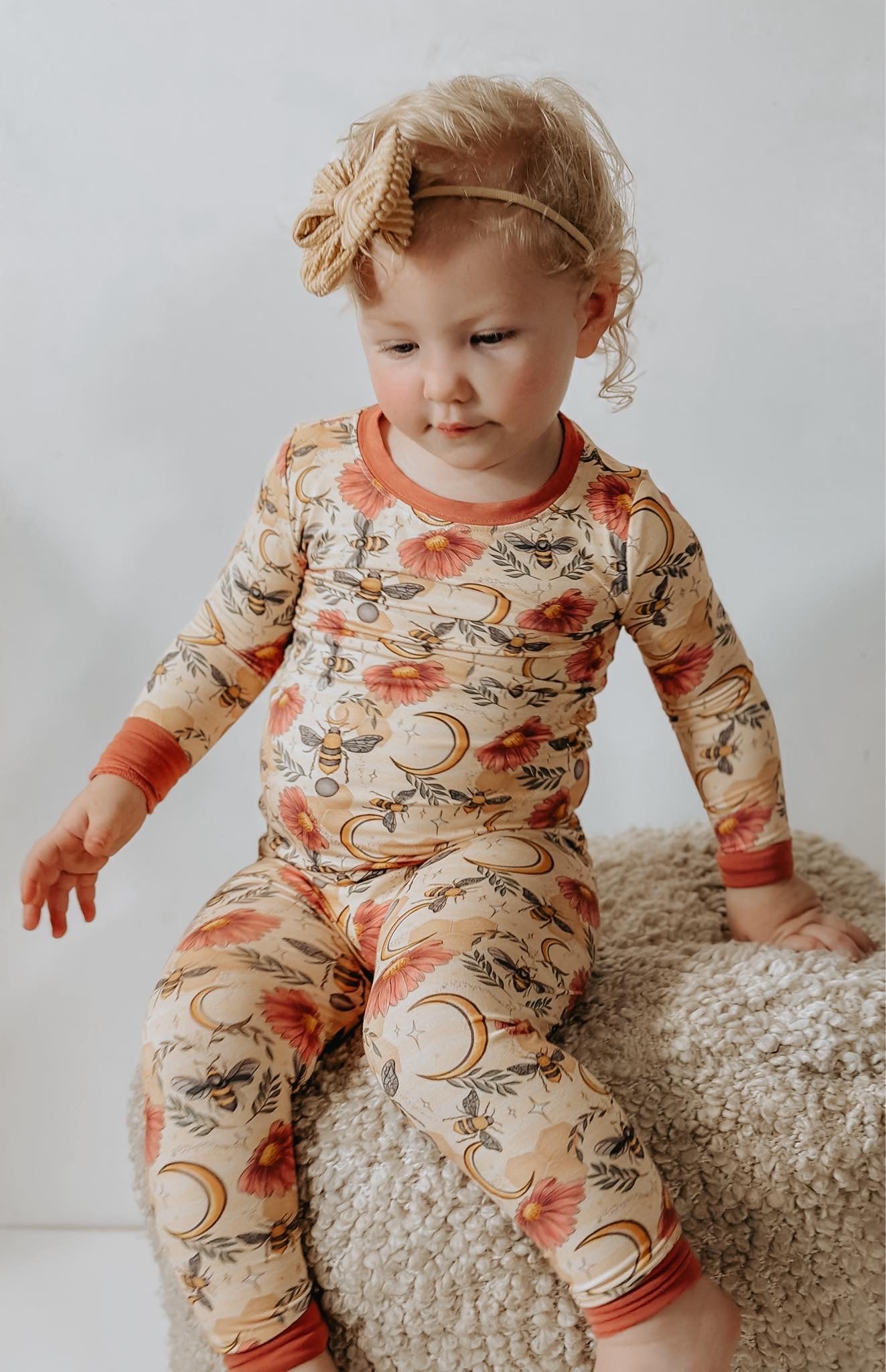 Bee & Blooms Two Piece Set