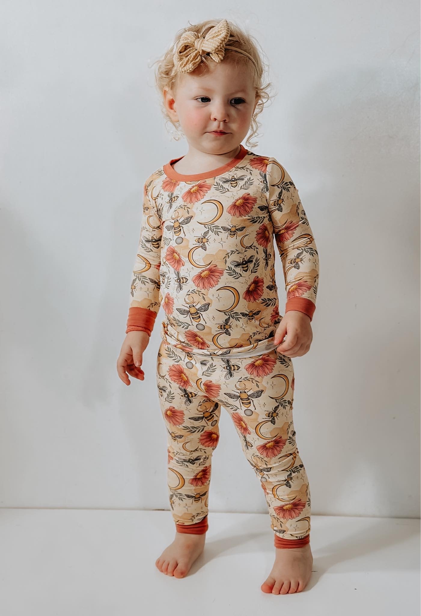 Bee & Blooms Two Piece Set