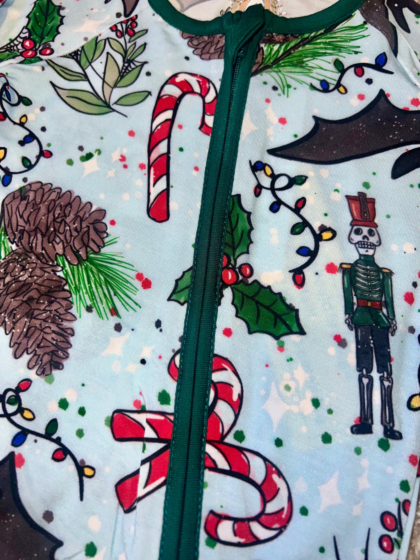 Batty Holiday Zip